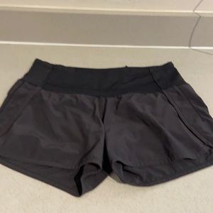 Lululemon Speed Up Shorts lined